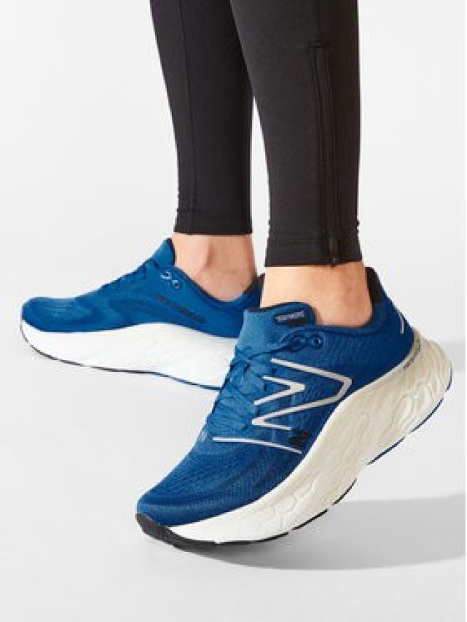 New Balance Buty do biegania Fresh Foam More v4 MMORBB4 Niebieski