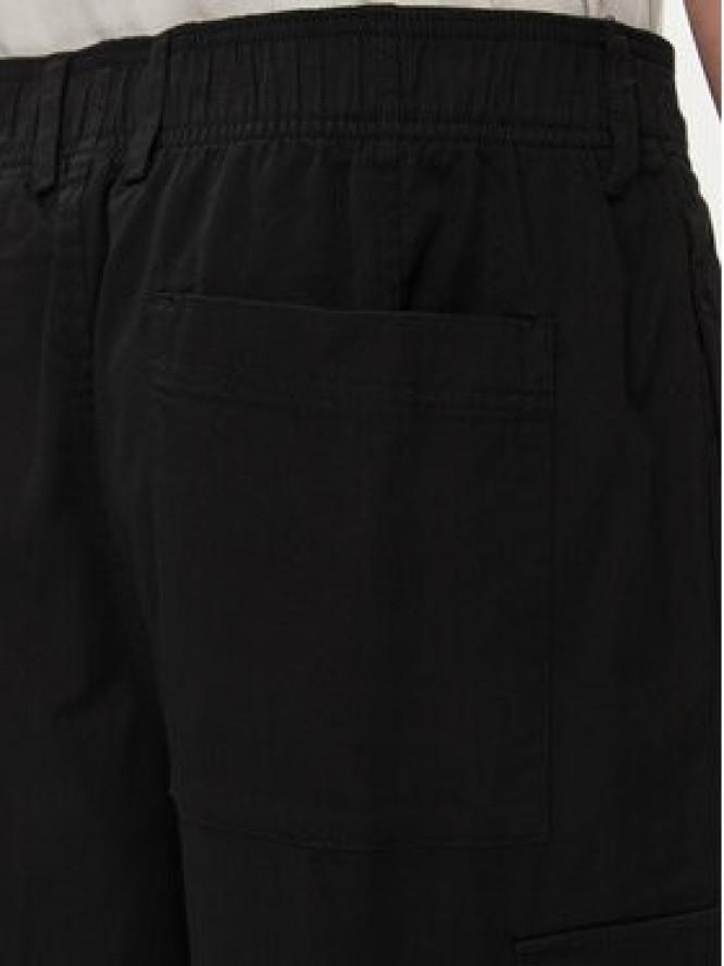 Calvin Klein Jeans Spodnie materiałowe J30J325116 Czarny Straight Fit
