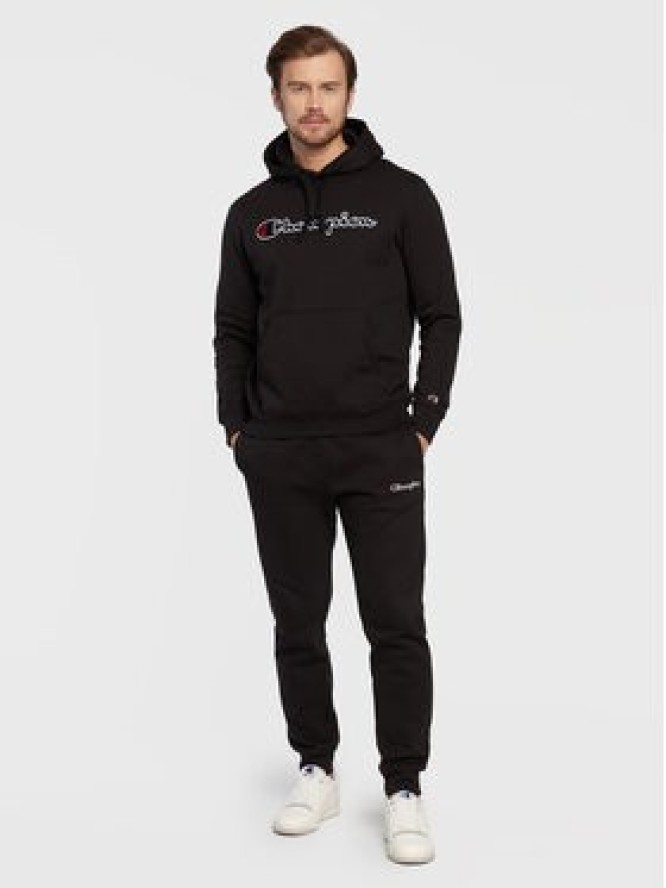 Champion Bluza Script Logo Embroidery 217858 Czarny Regular Fit