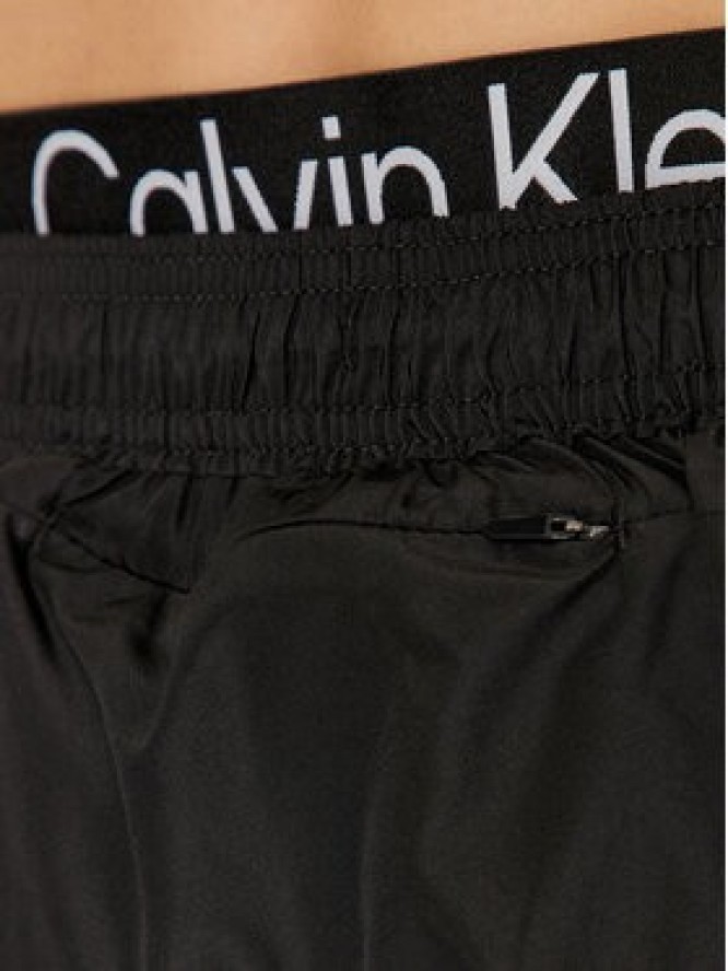 Calvin Klein Swimwear Szorty kąpielowe KM0KM00947 Czarny Regular Fit