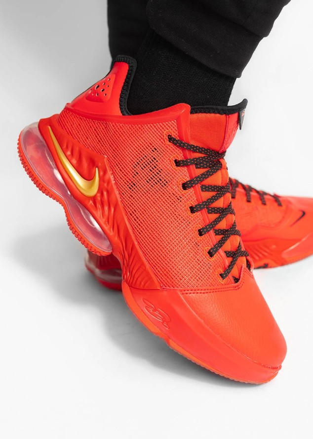 Buty do koszykówki męskie Nike LeBron XIX Low Light Crimson