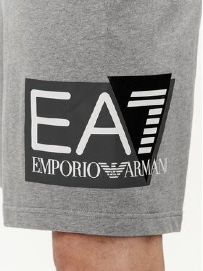 EA7 Emporio Armani Szorty sportowe 3DPS63 PJ05Z 3905 Szary Regular Fit