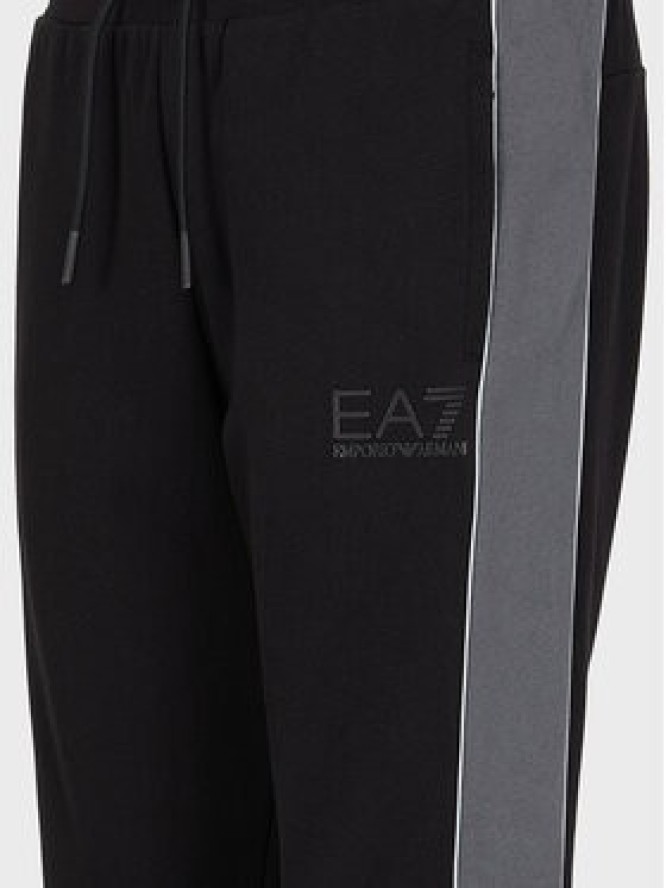 EA7 Emporio Armani Spodnie dresowe 6RPP64 PJ07Z 1200 Czarny Regular Fit