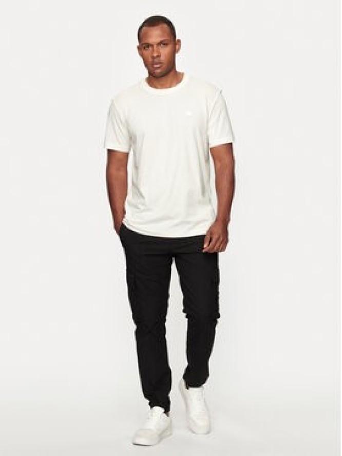 Calvin Klein Jeans T-Shirt J30J325268 Écru Regular Fit