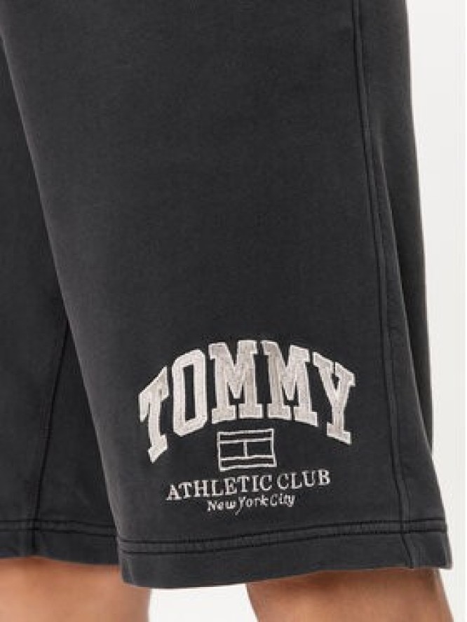 Tommy Jeans Szorty sportowe Athletic Bball DM0DM18799 Czarny Relaxed Fit