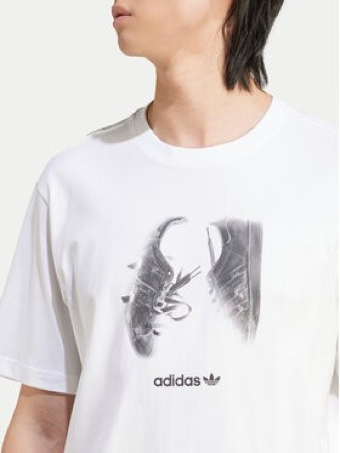 adidas T-Shirt Supply Street IY3430 Biały Regular Fit