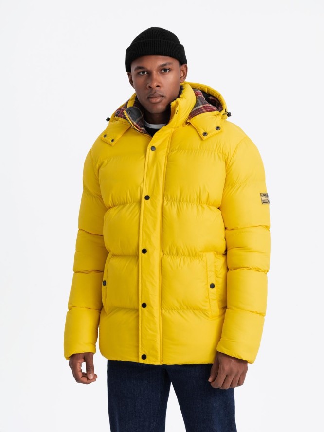 Kurtka męska typu puffer z podszewką w kratę – żółta V3 OM-JAHP-0205 - XXL