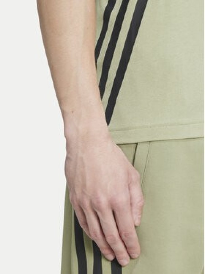 adidas T-Shirt Future Icons 3-Stripes IY7736 Zielony Regular Fit