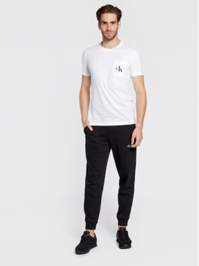Calvin Klein Jeans T-Shirt J30J320936 Biały Slim Fit