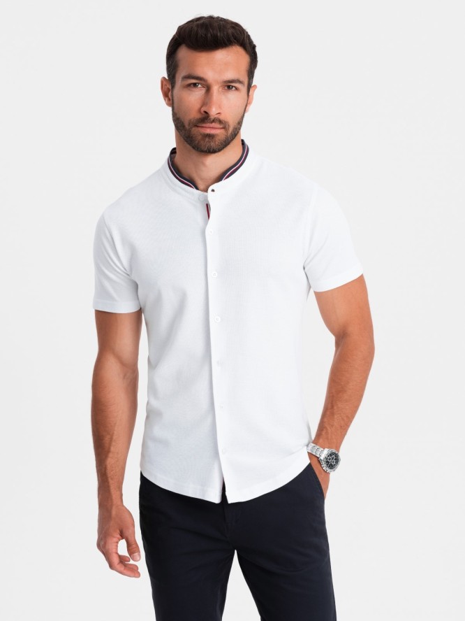 Dzianinowa męska koszula z krótkim rękawem i kolorową stójką – biała V1 OM-SHSS-0101 - XXL