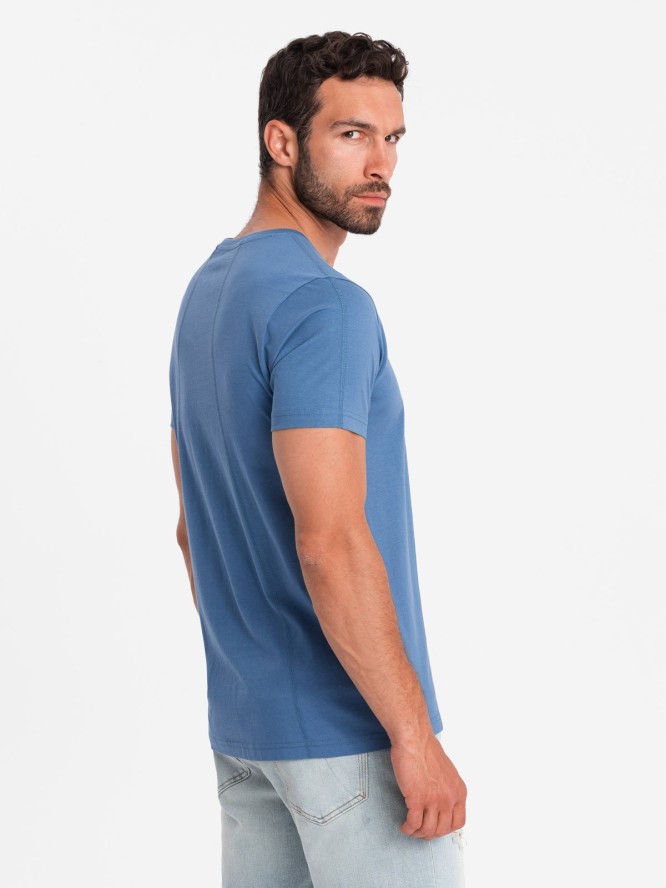 Męska koszulka bawełniana z delikatnym haftem – ciemnoniebieska V6 OM-TSCT-0170 - XXL