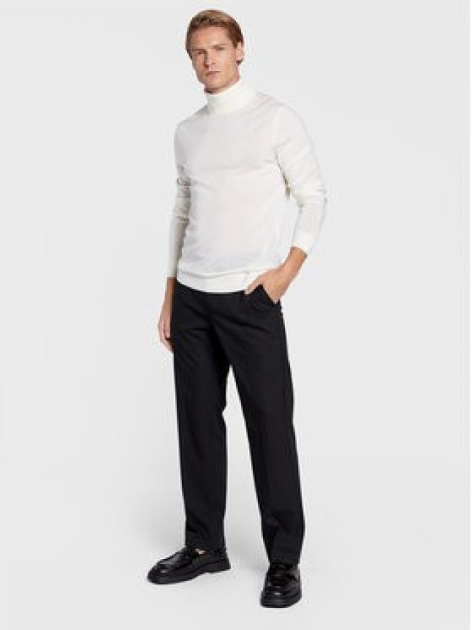 Calvin Klein Golf Superior K10K110420 Biały Slim Fit