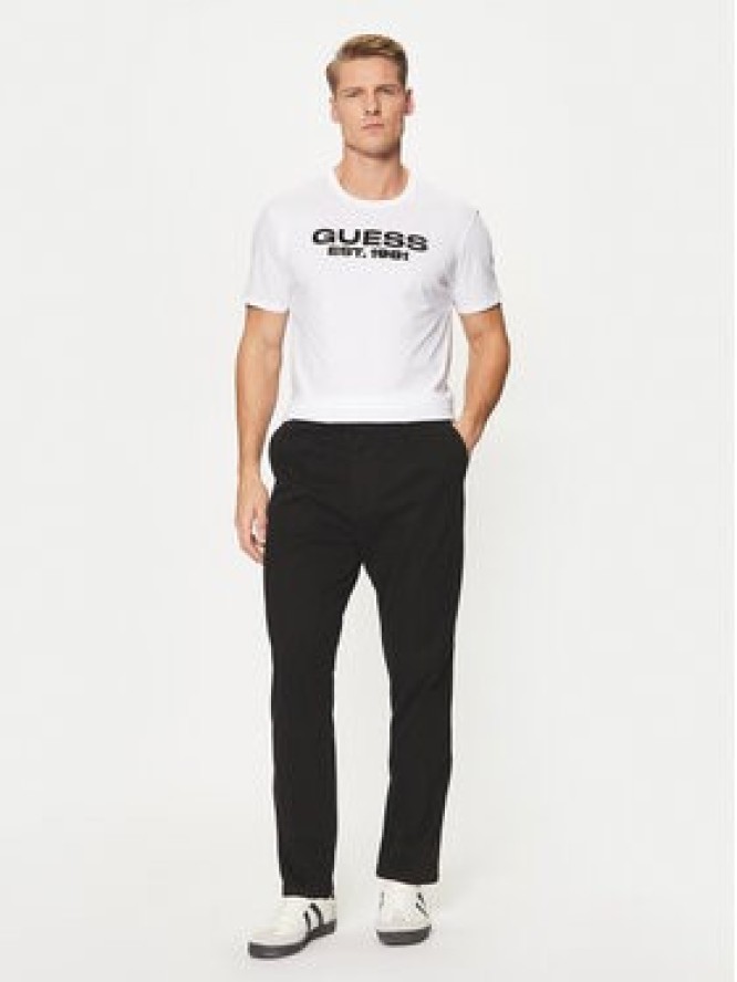 Guess Spodnie materiałowe M4BB27 WGHA1 Czarny Slim Fit