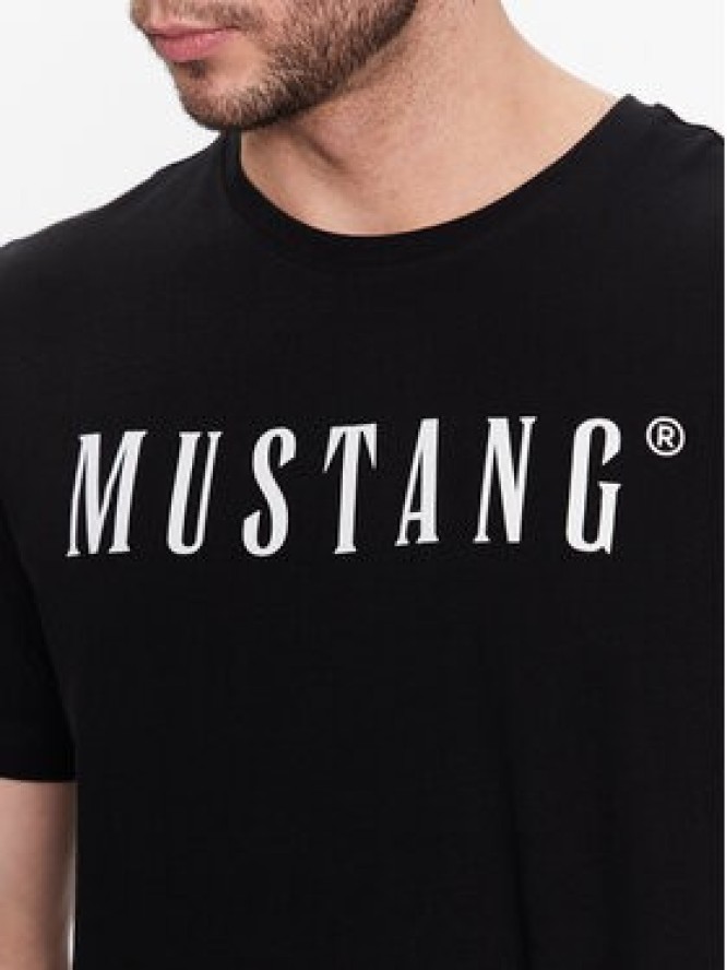 Mustang T-Shirt Alex 1013221 Czarny Regular Fit