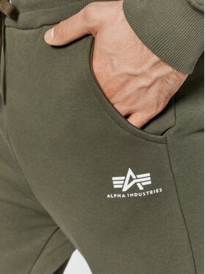 Alpha Industries Spodnie dresowe Basic 116370 Zielony Regular Fit