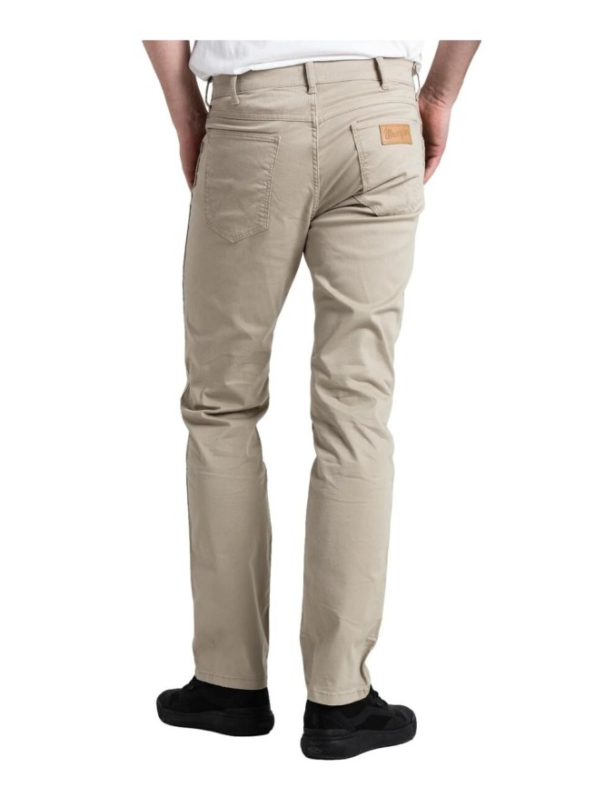 WRANGLER GREENSBORO MĘSKIE SPODNIE MATERIAŁOWE KHAKI W15QOF787