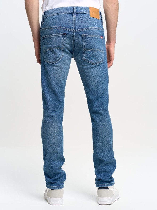 Spodnie jeans męskie dopasowane Martin 432