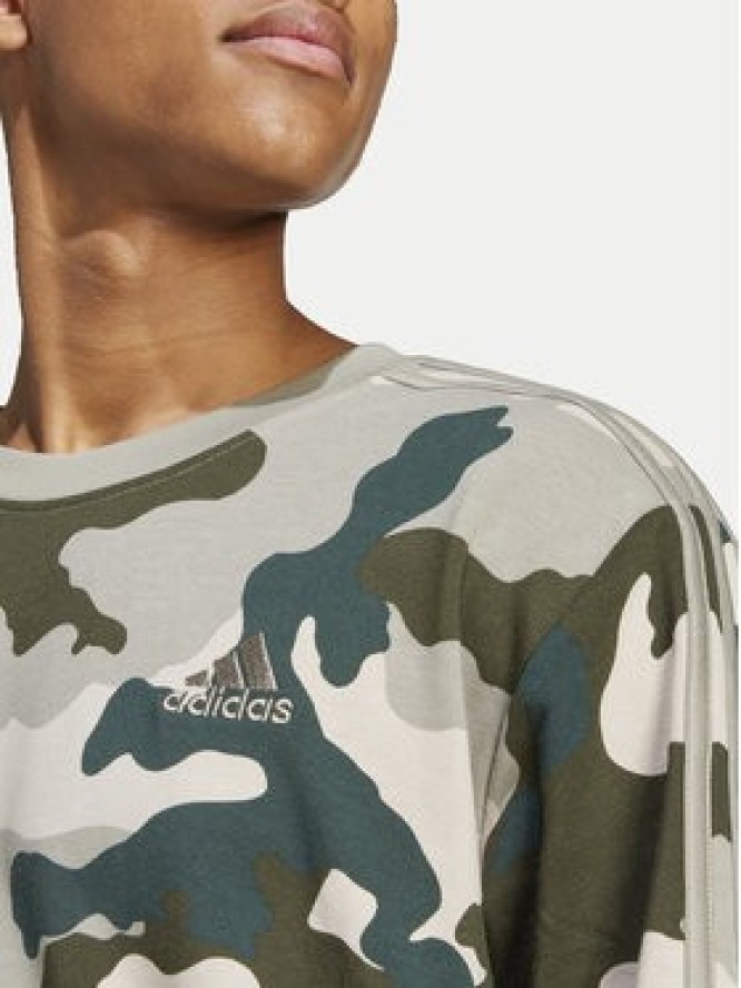 adidas Bluza Seasonal Essentials Camouflage IV7381 Zielony Regular Fit