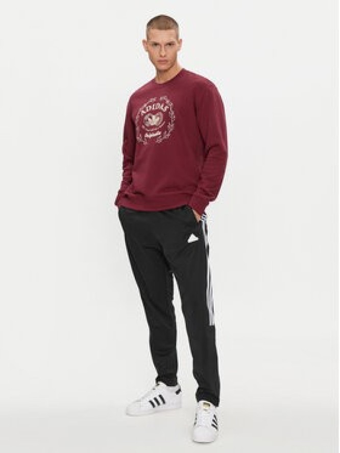 adidas Bluza Graphics Archive Crew Sweatshirt IC5770 Czerwony Regular Fit