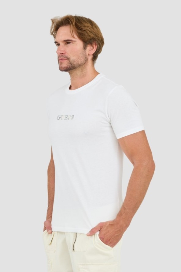 GUESS Biały t-shirt z haftowanym logo