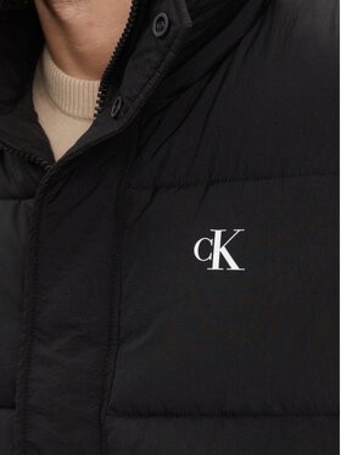 Calvin Klein Jeans Kamizelka J30J324075 Czarny Regular Fit
