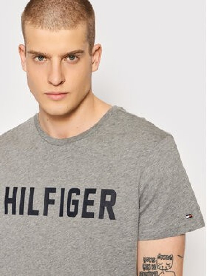 Tommy Hilfiger T-Shirt Ss Tee UM0UM02011 Szary Regular Fit