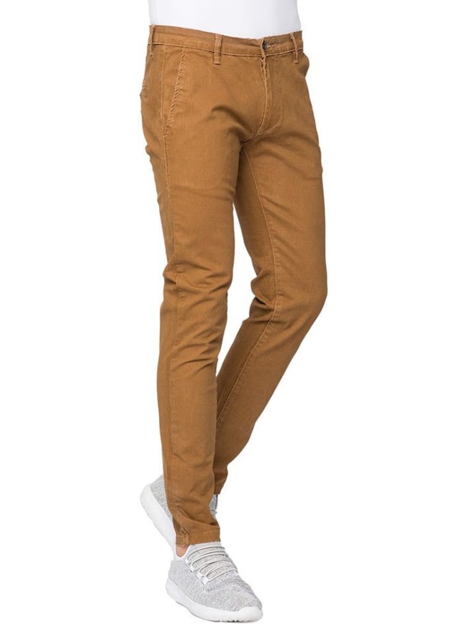 Hot Buttered Spodnie chino w kolorze jasnobrązowym rozmiar: 46