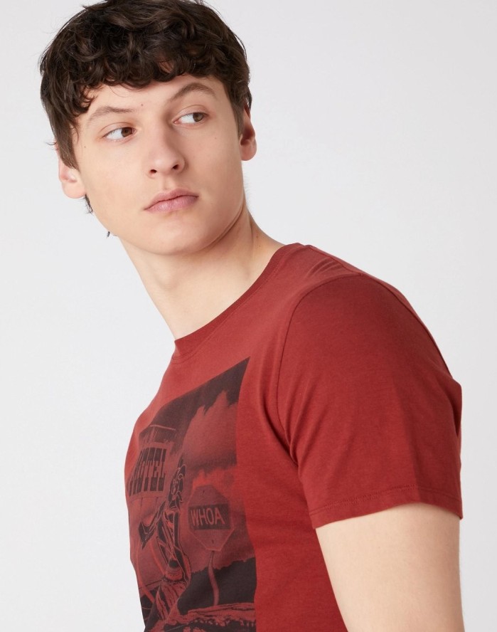 MĘSKI T-SHIRT WRANGLER SS MOTEL TEE RUSTY BROWN W7G3D3H11 112131829