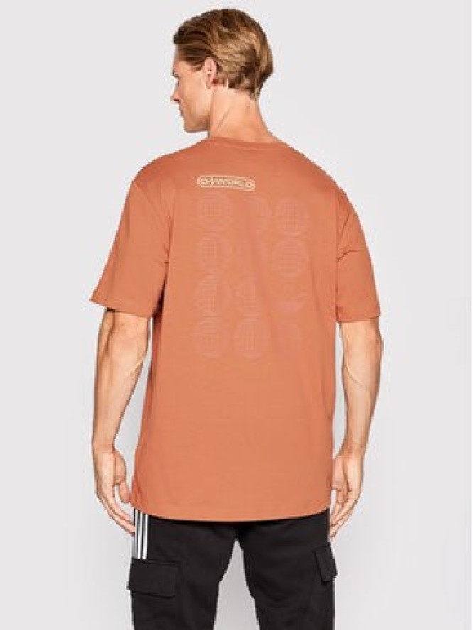 adidas T-Shirt Graphic Ozworld HL9232 Pomarańczowy Relaxed Fit