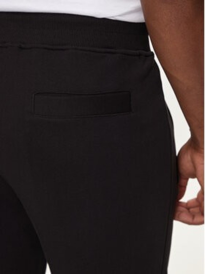 Versace Jeans Couture Spodnie dresowe 76GAAT02 Czarny Regular Fit