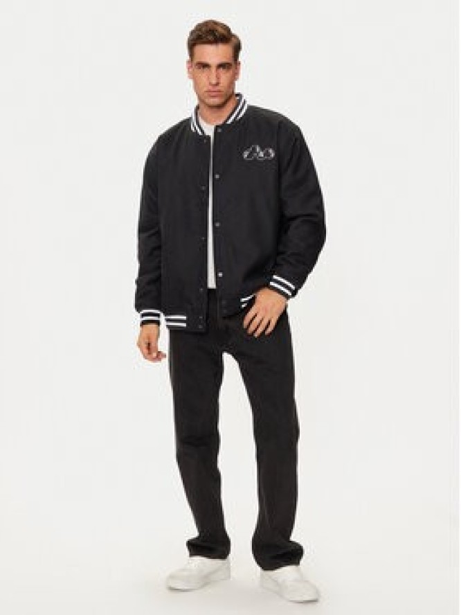 Vans Kurtka bomber Scuttle VN000HMN Czarny Regular Fit