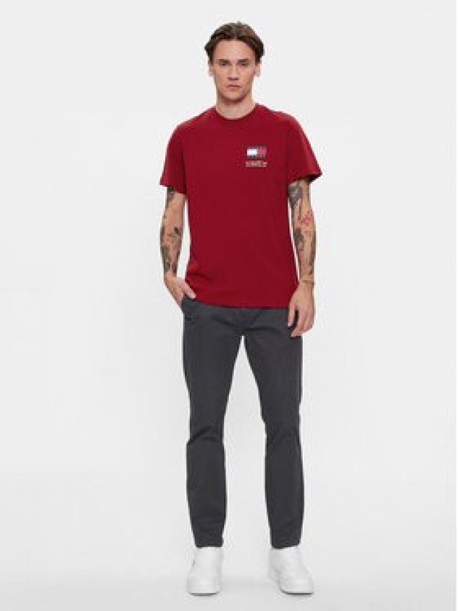 Tommy Jeans T-Shirt Essential Flag DM0DM18263 Czerwony Slim Fit