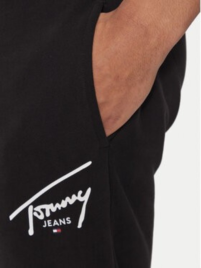 Tommy Jeans Spodnie dresowe Entry Graphic DM0DM19479 Czarny Slim Fit