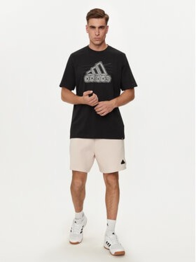 adidas T-Shirt Growth Badge Graphic IN6258 Czarny Regular Fit