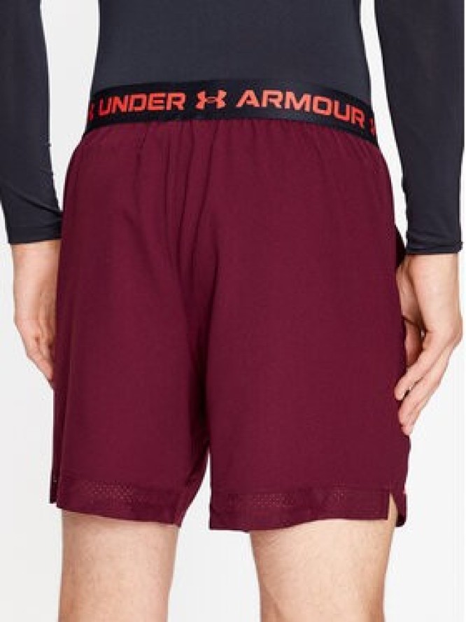 Under Armour Szorty sportowe Ua Vanish Woven 6In Shorts 1373718 Bordowy Fitted Fit