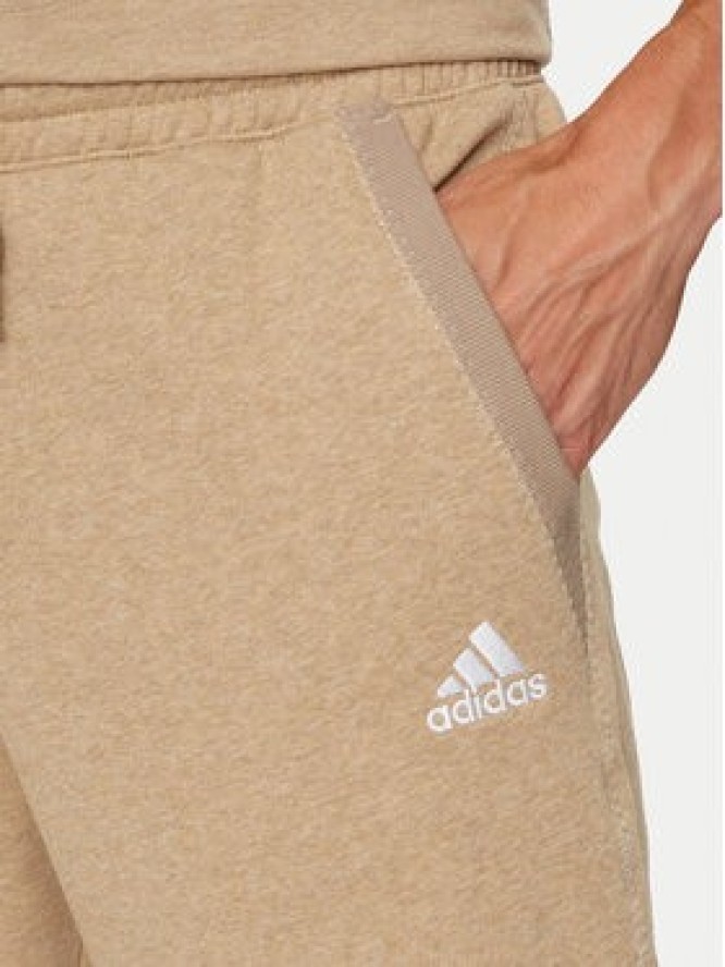 adidas Spodnie dresowe Seasonal Essentials IY6606 Beżowy Regular Fit