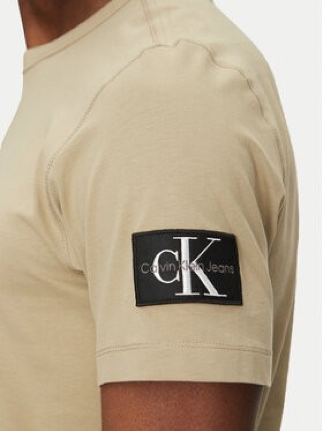 Calvin Klein Jeans T-Shirt J30J323484 Beżowy Regular Fit