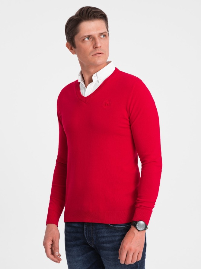 Sweter męski z dekoltem "w serek" z koszulowym kołnierzykiem - czerwony V4 OM-SWSW-0102 - XXL