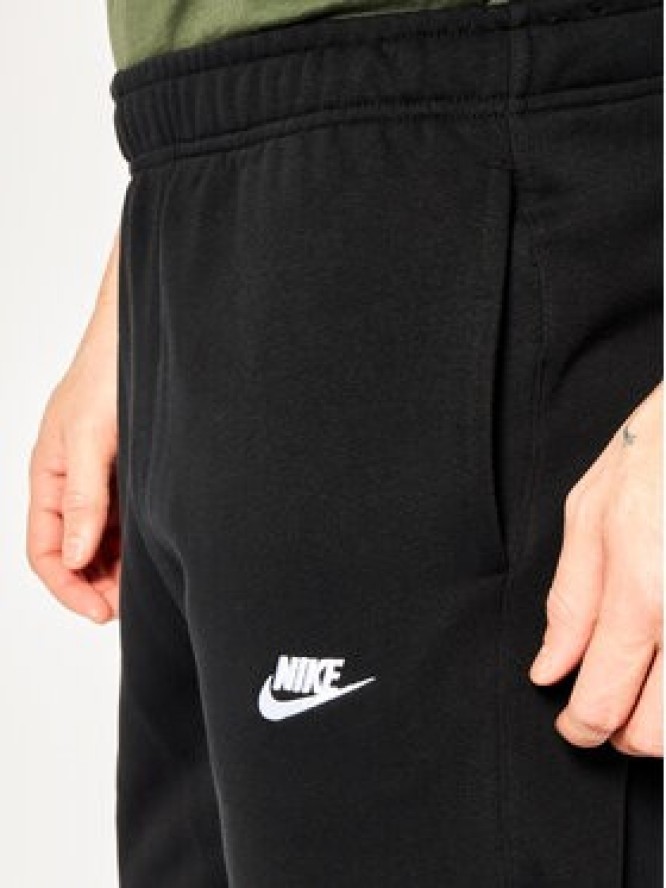 Nike Spodnie dresowe Sportswear Club BV2679 Czarny Standard Fit