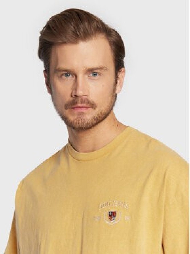 BDG Urban Outfitters T-Shirt 74268467 Żółty Regular Fit