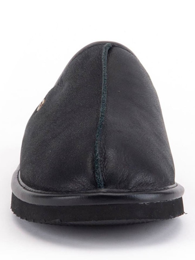 Warmbat Skórzane kapcie "Barron" w kolorze czarnym rozmiar: 44