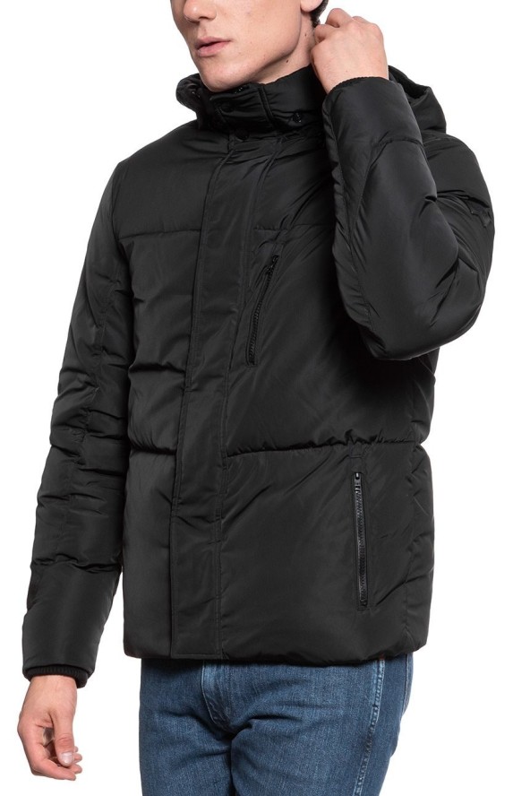 WRANGLER PROTECTOR JACKET MĘSKA KURTKA ZIMOWA Z KAPTUREM BLACK W4A2W3100