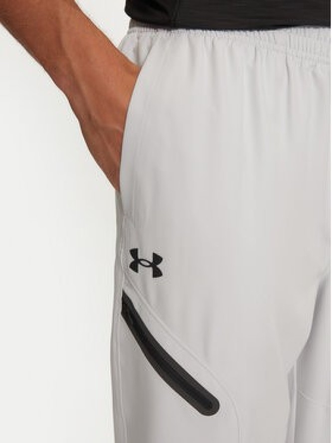 Under Armour Spodnie dresowe Unstoppable 1388823 Szary Loose Fit