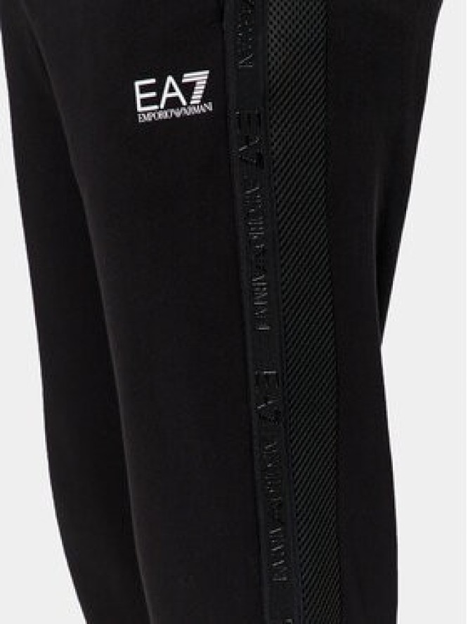 EA7 Emporio Armani Spodnie dresowe 3DPP76 PJEQZ 0200 Czarny Regular Fit