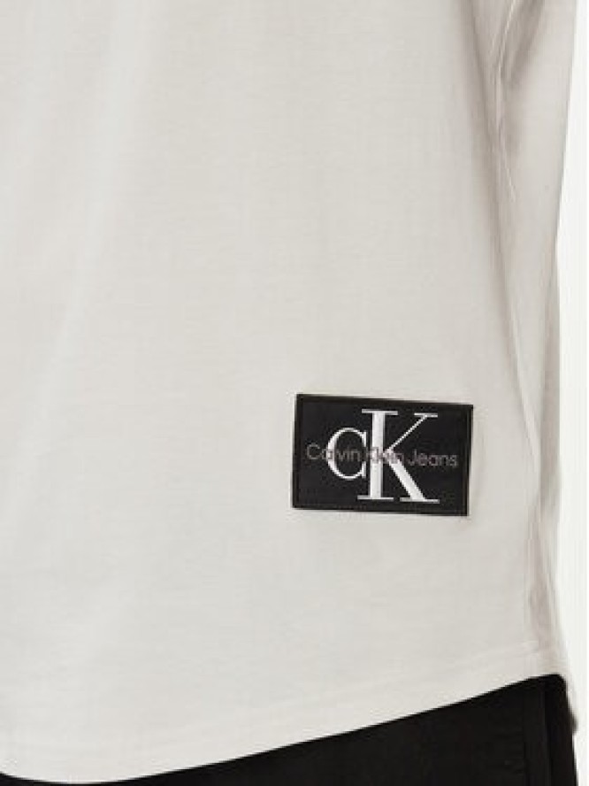 Calvin Klein Jeans T-Shirt J30J323482 Szary Regular Fit