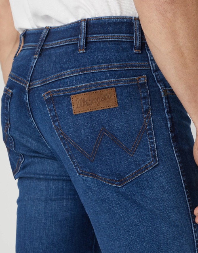 WRANGLER TEXAS SLIM MĘSKIE SPODNIE JEANSOWE JEANSY RODEO BULL W12SCSZ72