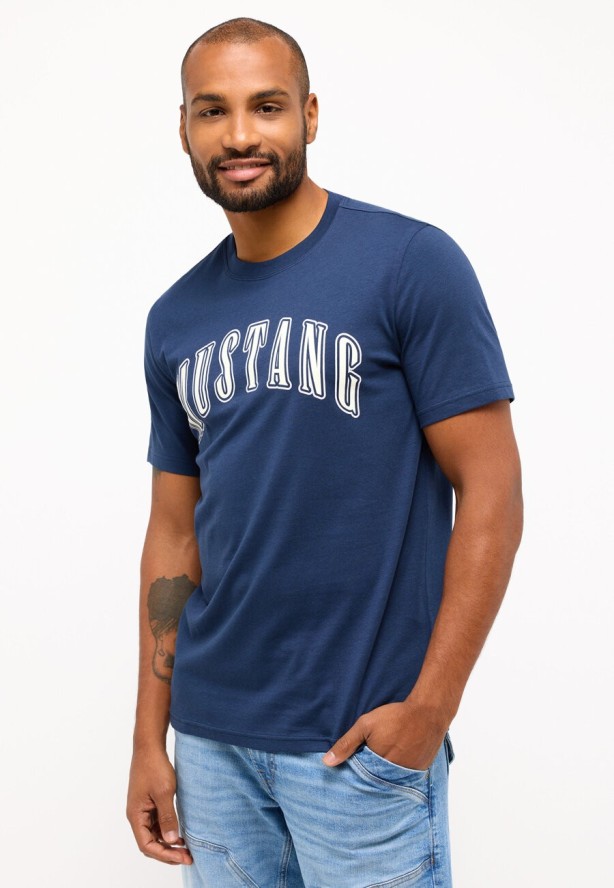 MUSTANG AUSTIN MĘSKI T-SHIRT KOSZULKA LOGO NADRUK DRESS BLUES 1014927 5334