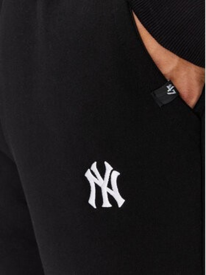 47 Brand Spodnie dresowe New York Yankees BB017PMPJOS600076JK Czarny Regular Fit