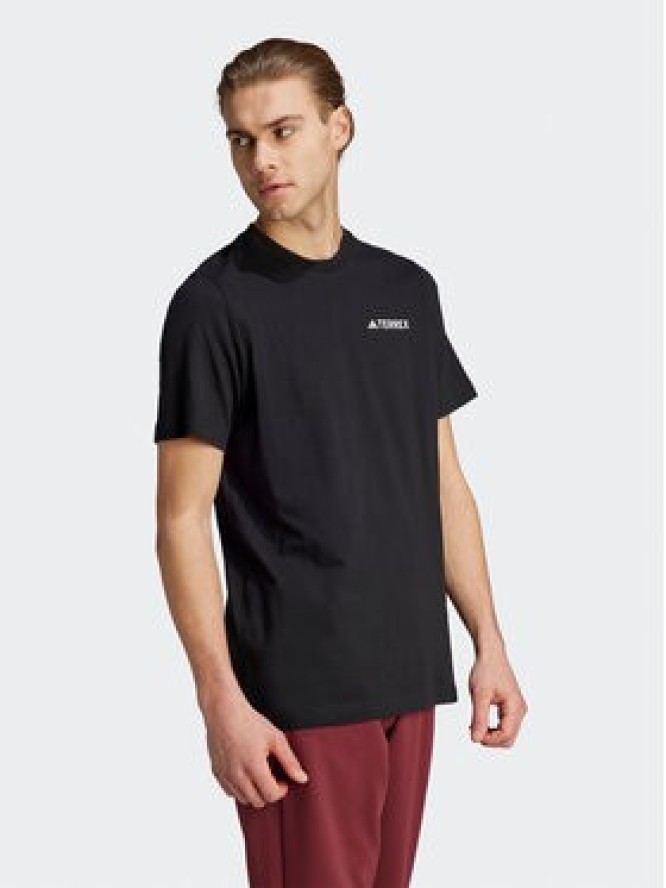 adidas T-Shirt IB4872 Czarny Regular Fit