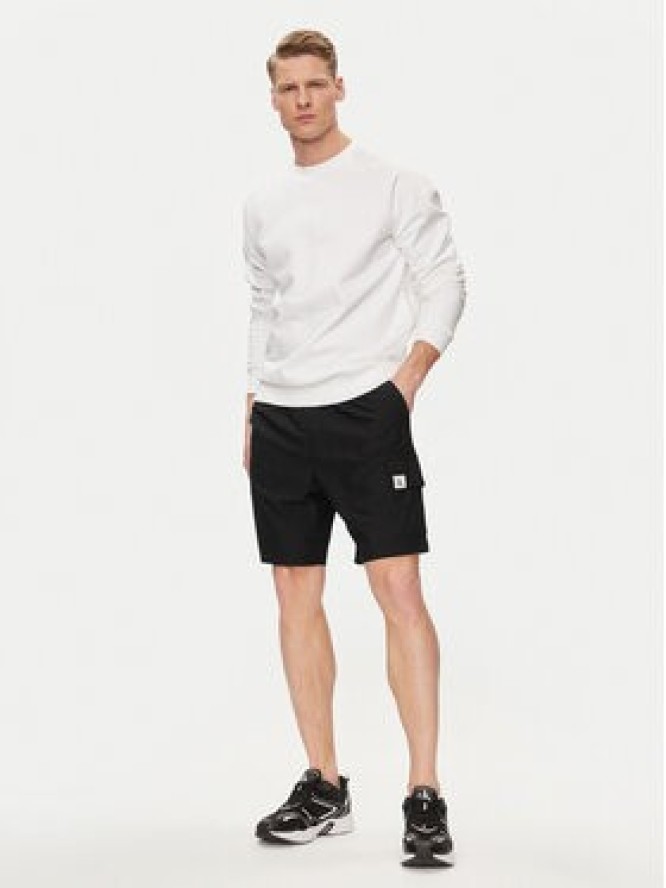 Calvin Klein Jeans Szorty sportowe Tab J30J325701 Czarny Regular Fit